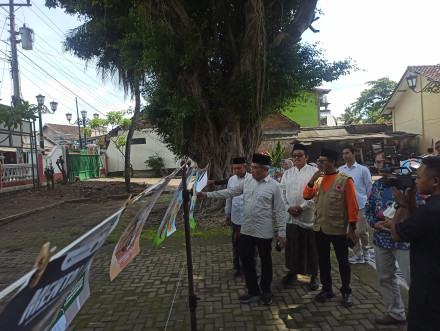 Foto Hari Kesehatan Nasional bersama Santri ke 61